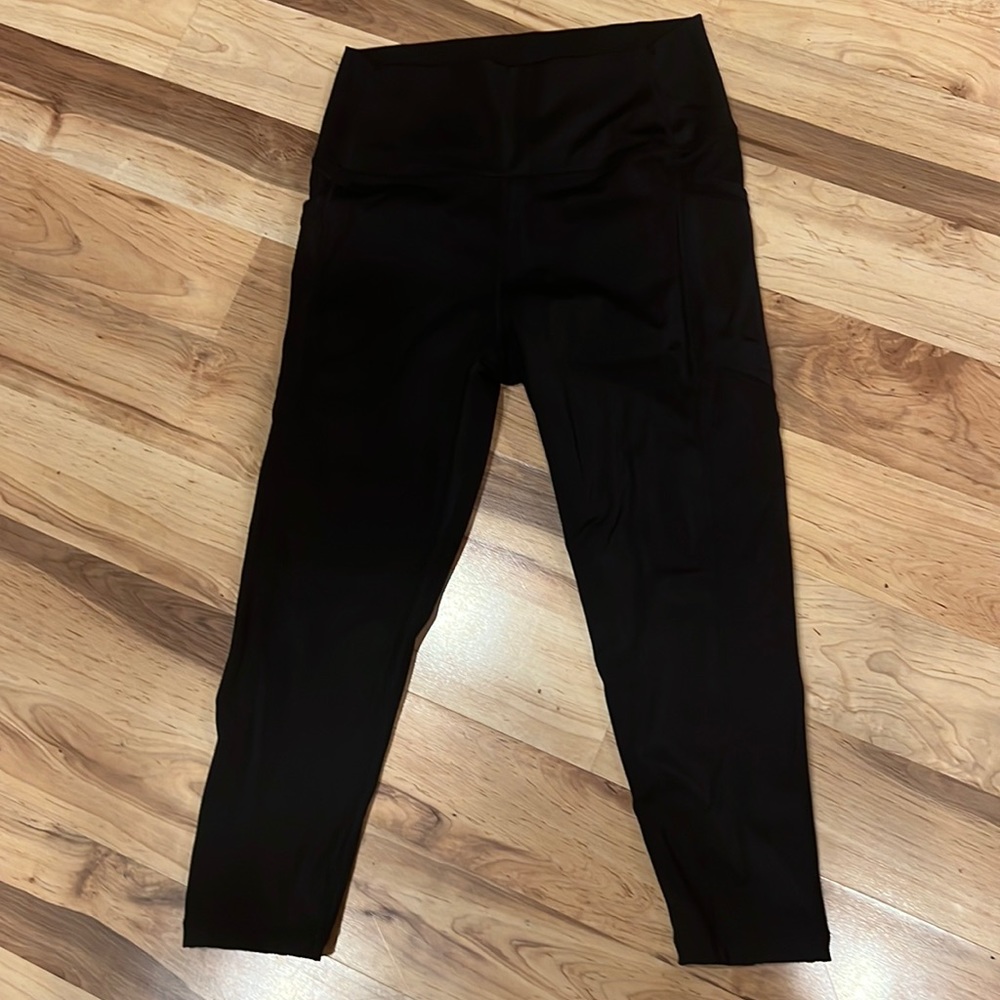 Zyia cropped leggings